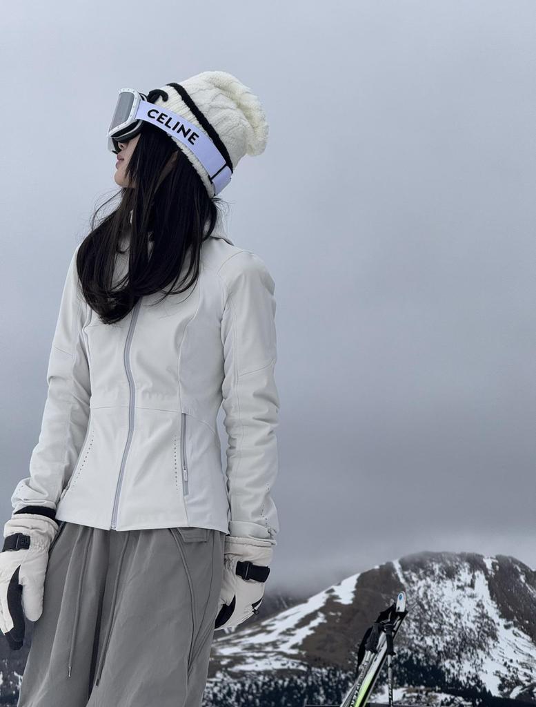 Lulu Original Women's Windproof Softshell Hooded Jacket for Yoga - Breathable Autumn/Winter Coat