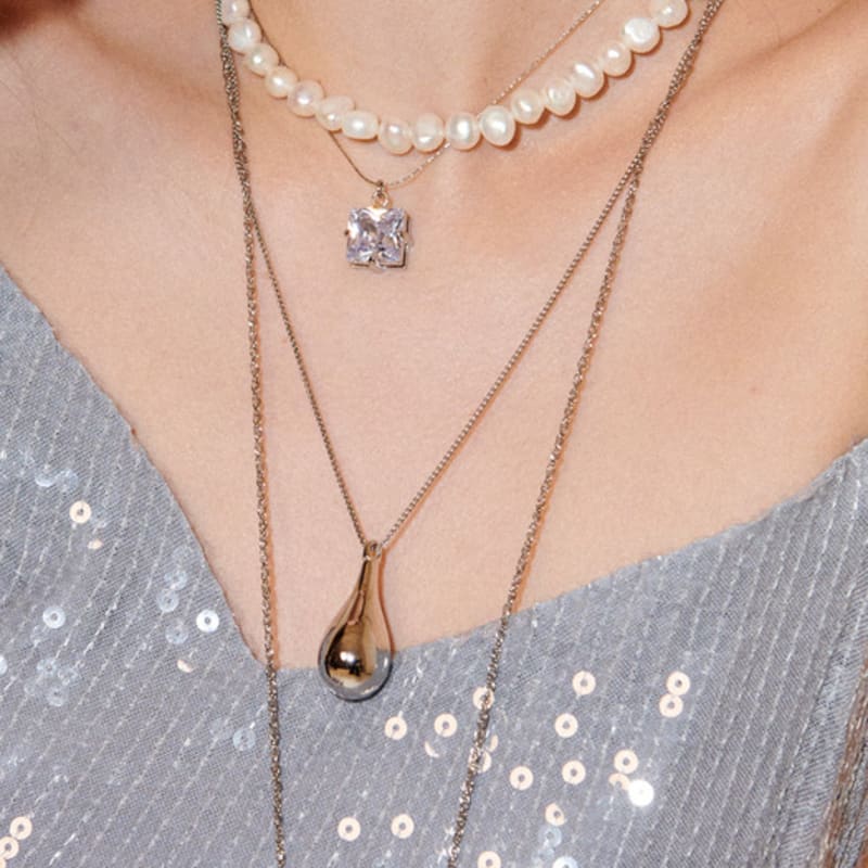 August Harmony Water Drop Necklace / 2color