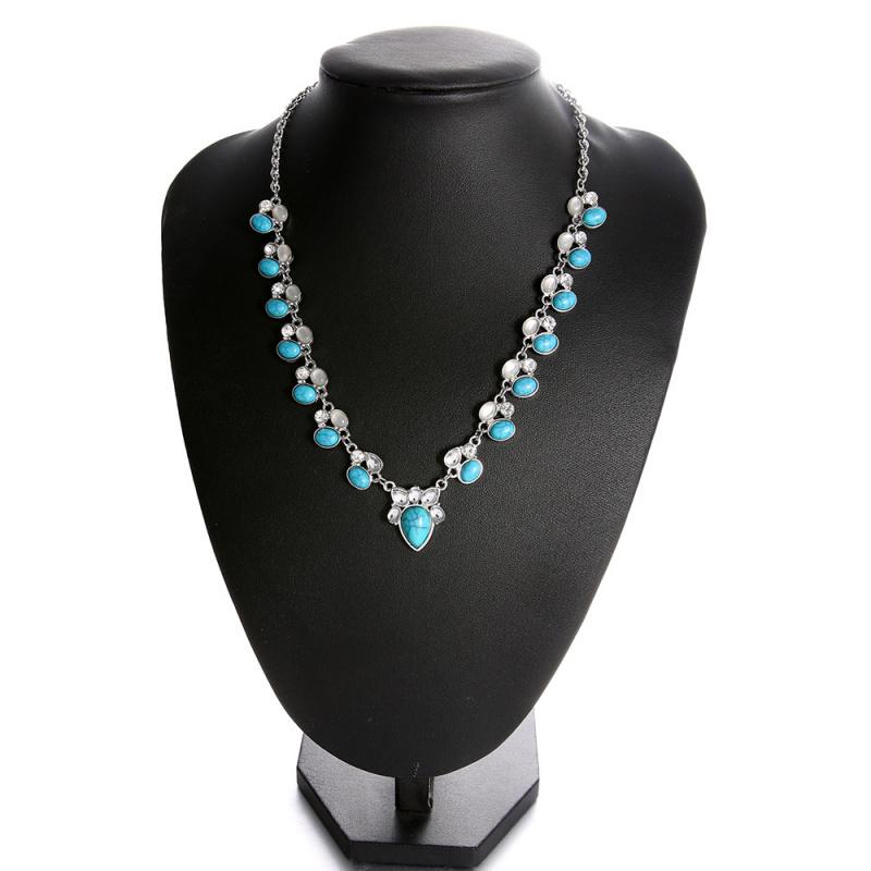 Female Creative Personalized Necklace Alloy Set With Turquoise Fashion Bohemian Style Flower Necklace Pendant Daily Jewelry Gift