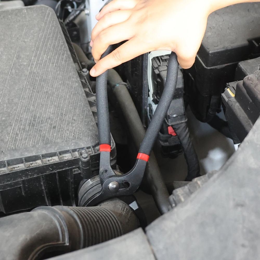 1pcs Car Oil Filter Pliers Clamp Adjustable Hand Tool Oil Filter Remove Tool Filter Element Wrench for Car Repair