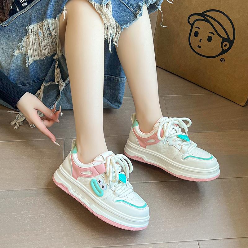 Women's Cute White Shoes Comfort Fashion Lace Up Sneakers Low Top Walking Leather Casual Tennis for Students Lady Sports Shoes