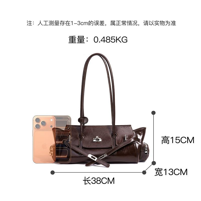Die neue Lokomotivtasche ist eine einfache und geräumige High-End-Tasche, eine modische Ledernische-Design-Umhängetasche.