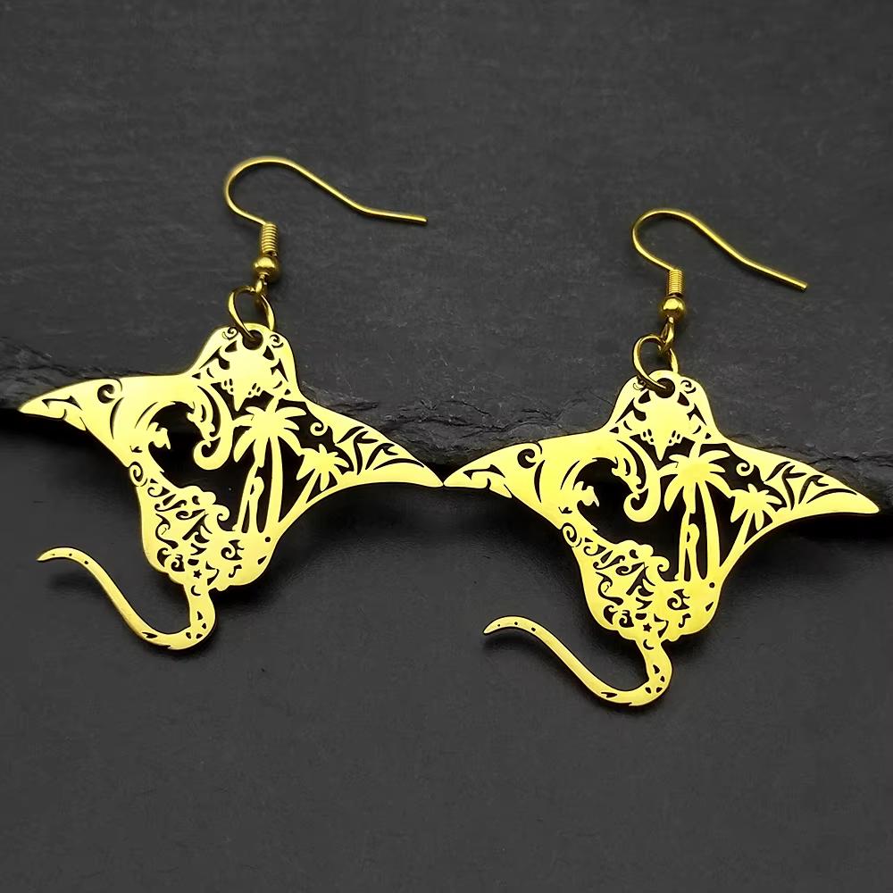 Hollow Manta Ray Sea Devil Fish Necklace For Women Men Stainless Steel Gold Color Coconut Tree Tropical Marine Scenery Jewelry