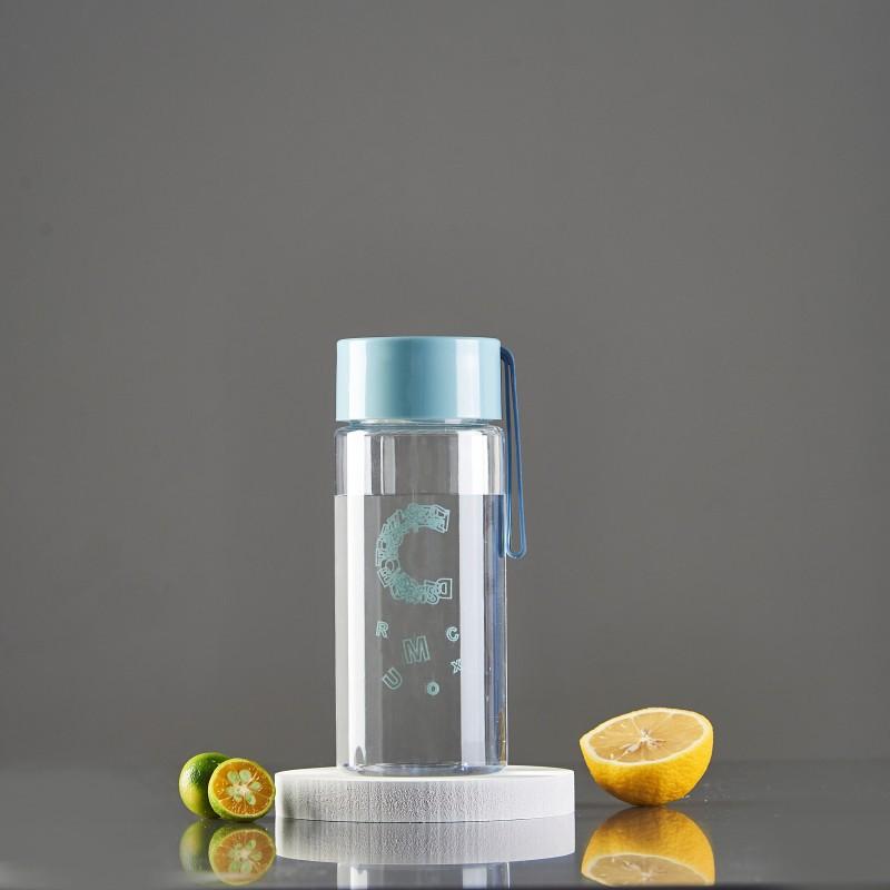 Simple Plastic Cups with High Value In Wind and Summer Are Creative, Small and Fresh Space Cups with Fall Resistance and High Temperature Resistance.