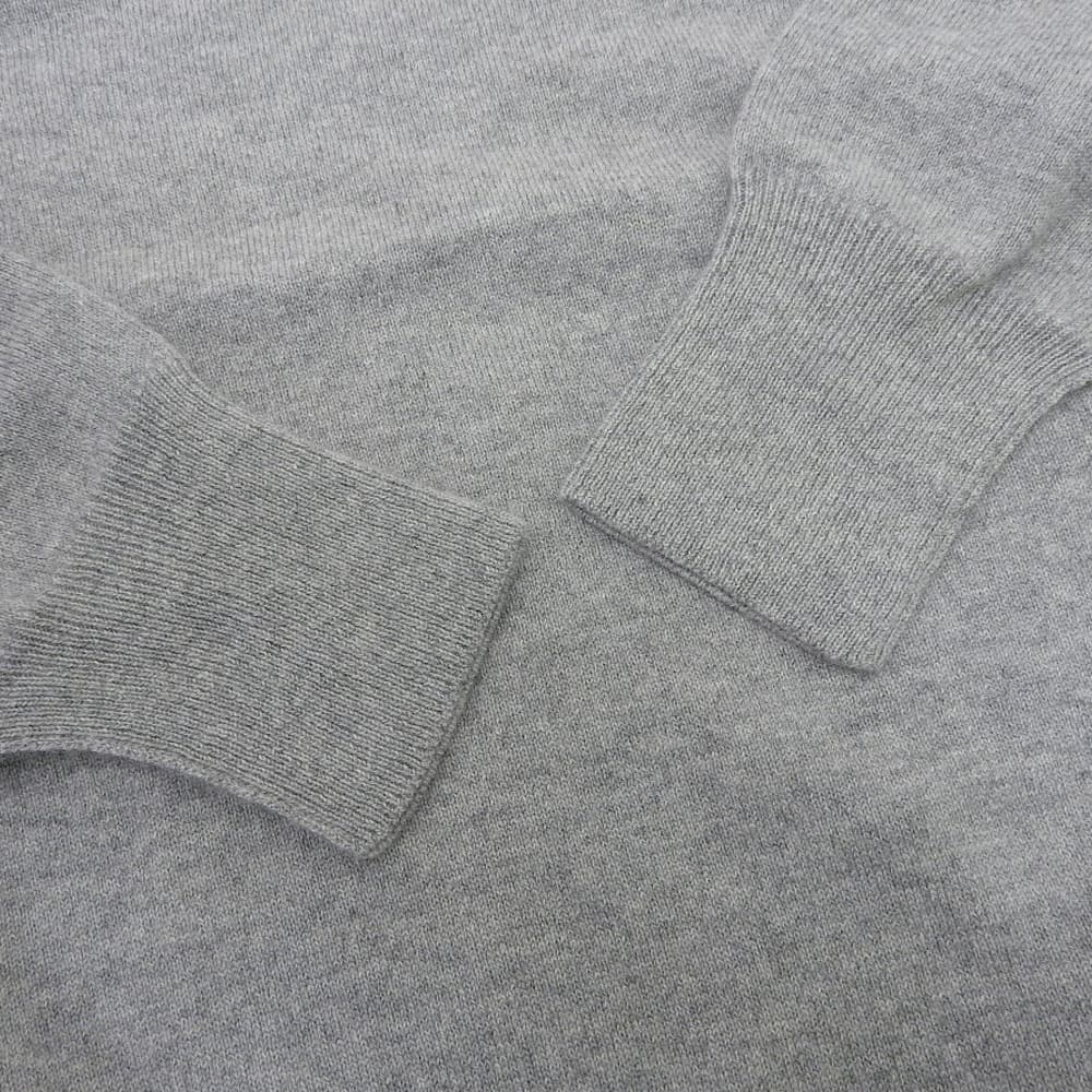 TOYOBOSHI Cashmere100 Women's V-Neck Sweater, Light Gray, Size 2, 07IT-BC0001 Tops 2 Light grayUsed