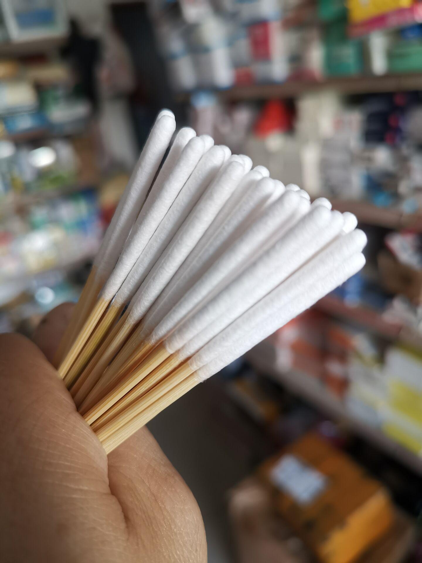 10cm Extra-Long Makeup Cotton Swabs, Ultra-Thin & Thick Styles, 30 Disposable Pieces for Applying Liquids and Lotions.