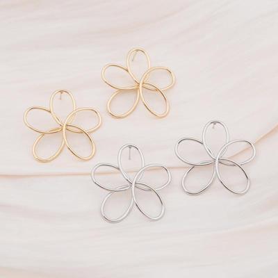 Novos brincos pendentes de flores exageradas, vazados, com nó floral grande, brincos de metal pendentes para mulheres, joias de personalidade punk