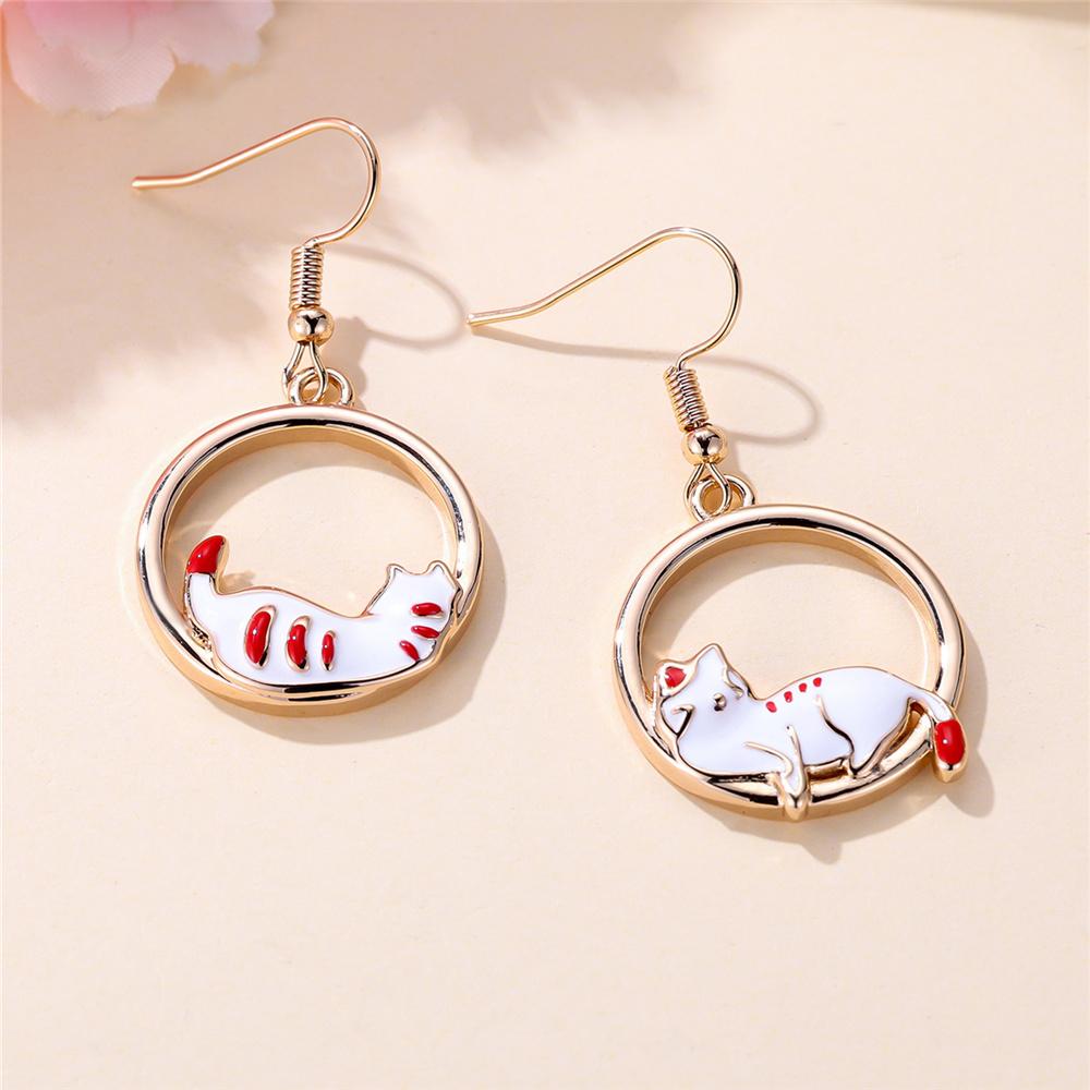 Unique Female  White Cat Round Metal Drop Dangle Earrings Cute Gold Color Party  For Women