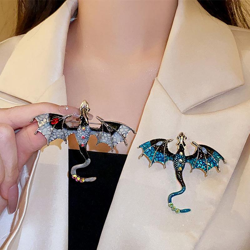 Accessories Retro Drip Oil Zodiac Dragon Feilong Brooch Men'S Suit Coat Pin