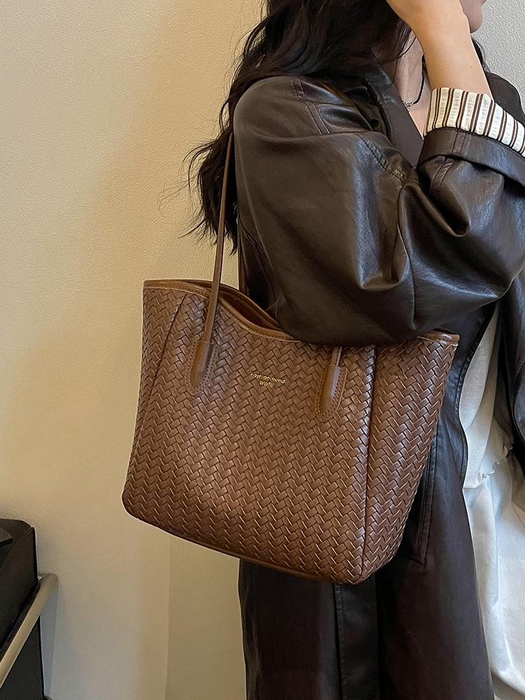 Woven Texture Women's Large Capacity Tote: 2026 High-End Casual Work & Commute Shoulder Bag