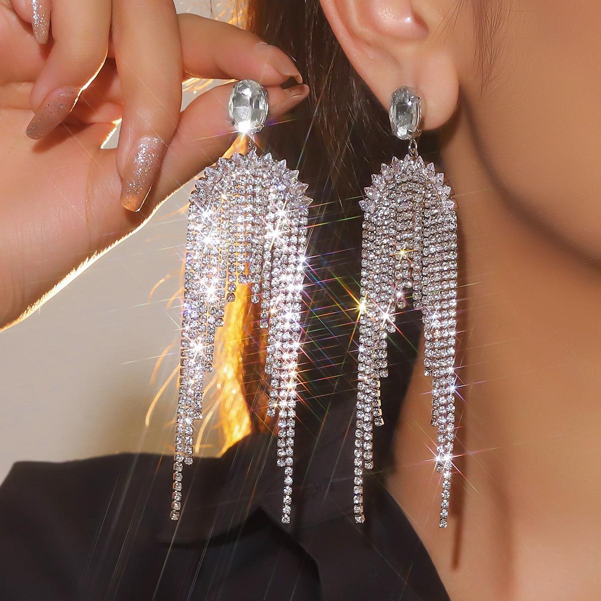 Взрывные длинные серьги-подвески с бахромой