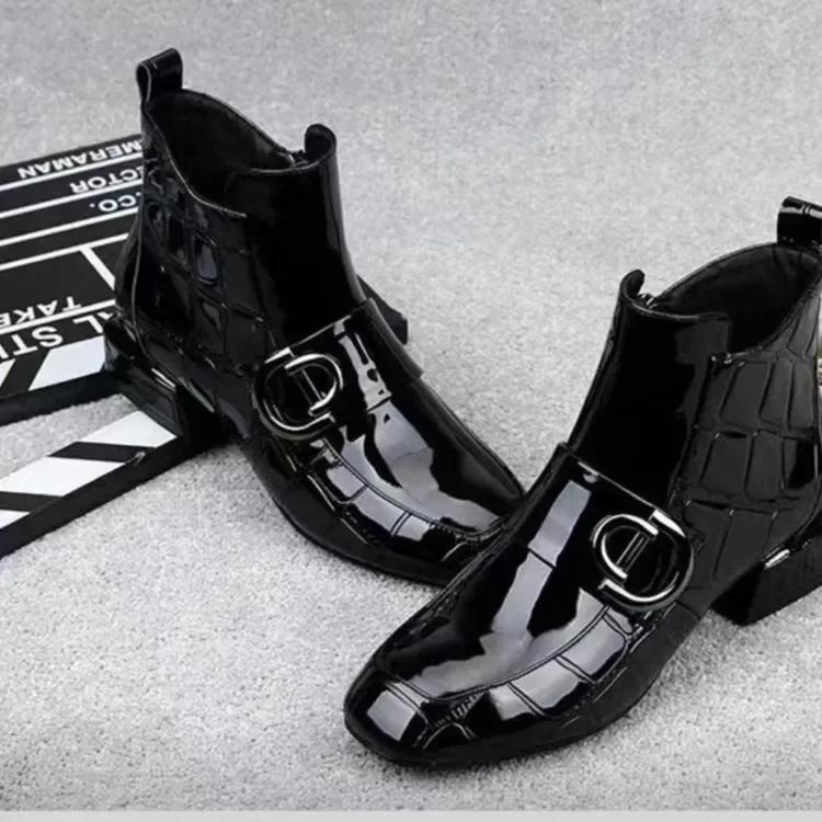 Lackleder Kurze Stiefel Damen Neu Vier Jahreszeiten Britische Mode Plüsch Komfortstiefel Outdoor Walking Freizeitschuhe