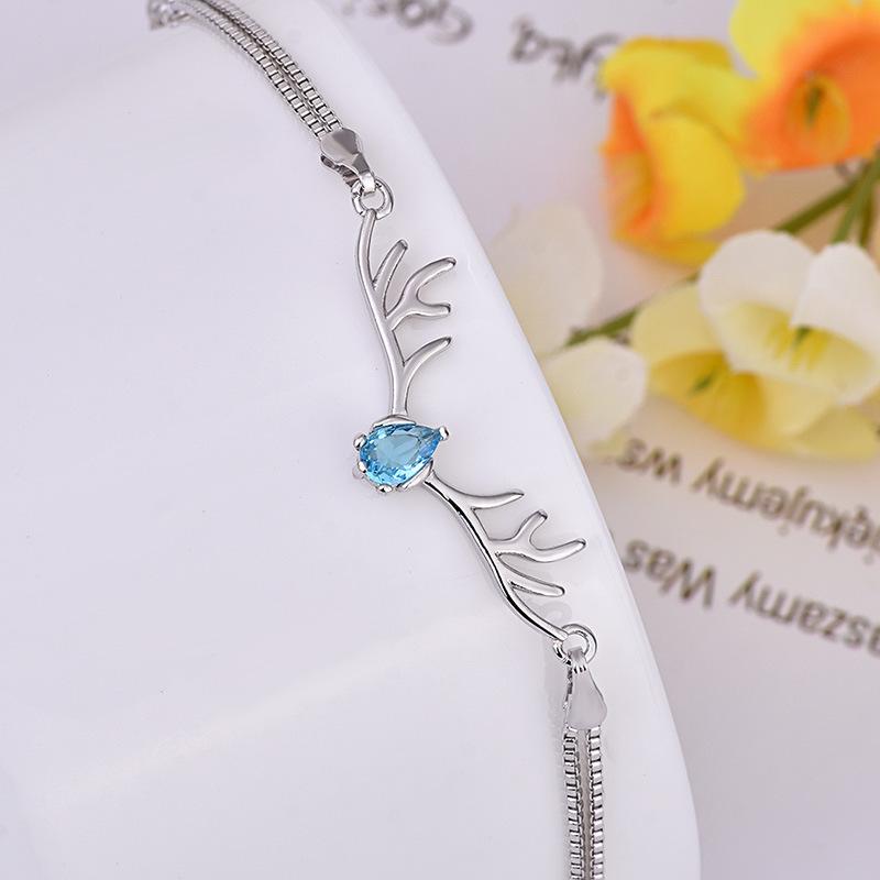 Korean Style Rhinestone Elk Bracelet - Luxurious Antler Jewelry for Women