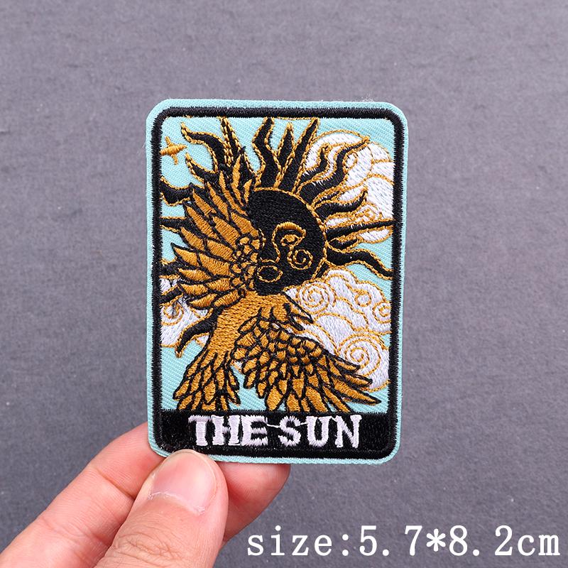 Sun/Moon Tarot Card Embroidery Patches For Clothing Hip-Hop Punk Style Patch Iron-On Patches DIY Custom Badges Decor Stickers