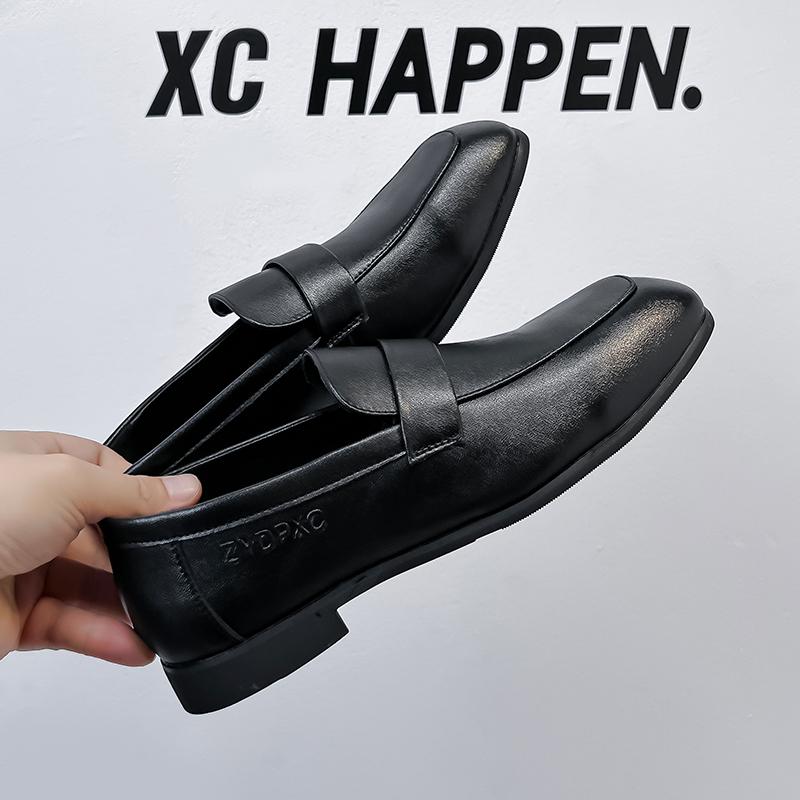 Fashion Italian Men Casual Leather Hand-Made Business Shoes Classic Round Toe Soft Bottom Loafers New Outdoor Flat Designer Walking Shoe