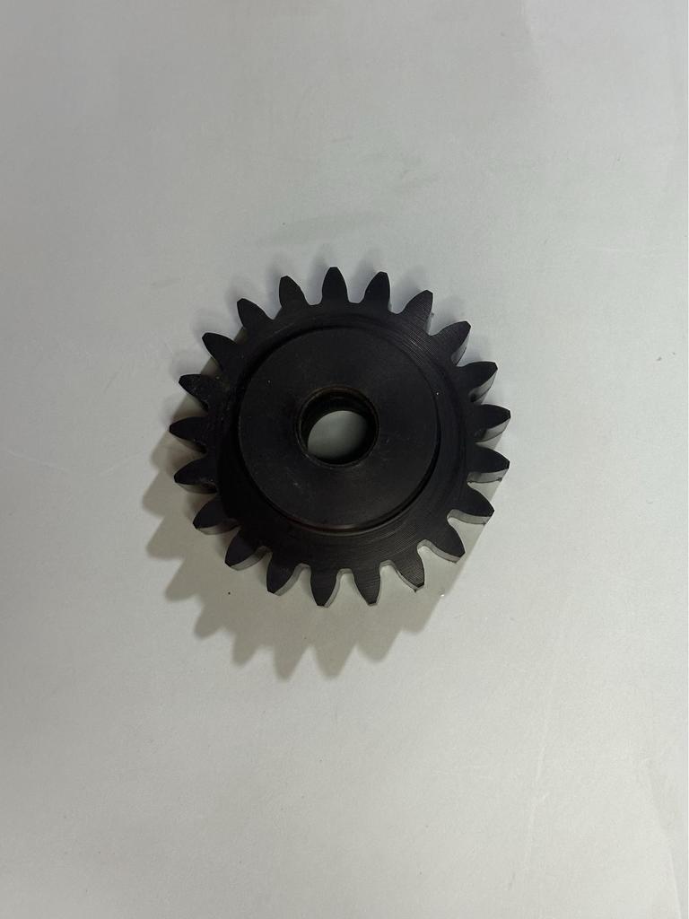 Xizhuo Punching Machine Accessories: Turbine Worm Gear, Rubber Roller, Bracket, and Brush Holder.