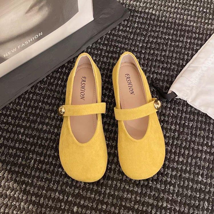 One word with Mary Jane shoes women's spring 2026 new soft-soled shallow mouth single shoes with skirts Doudou shoes