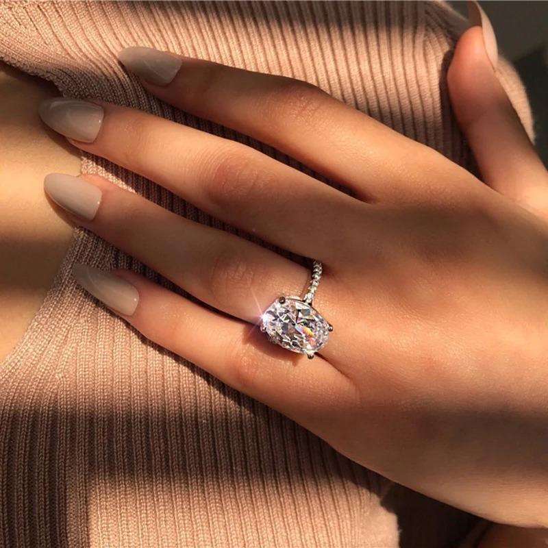 Charm Female Big White Crystal Stone Ring Luxury copper Color Wedding Rings For Women Vintage Bridal Engagement Jewelry