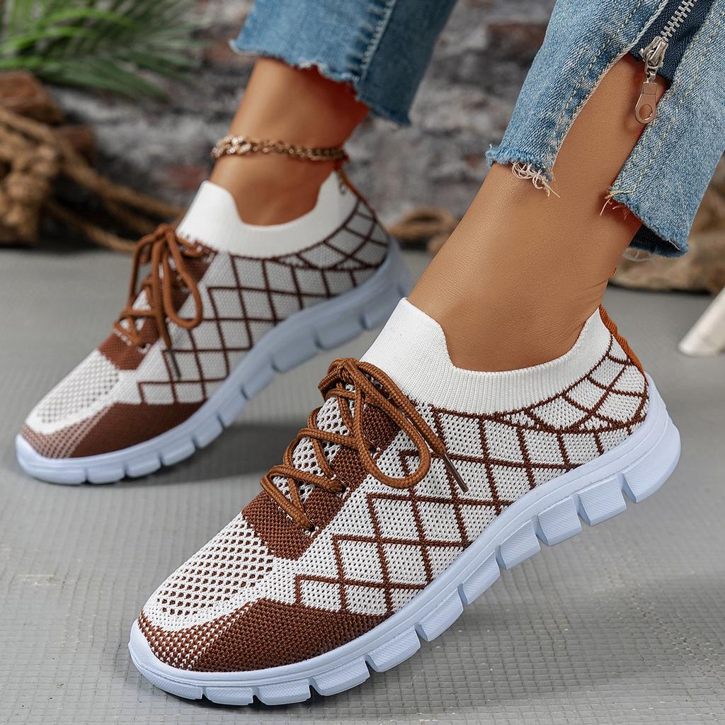 Breathable Fly-woven Noodles Versatile Casual Simple Fashion Student Trend Sports Shoes 2025 New Autumn Women's Shoes