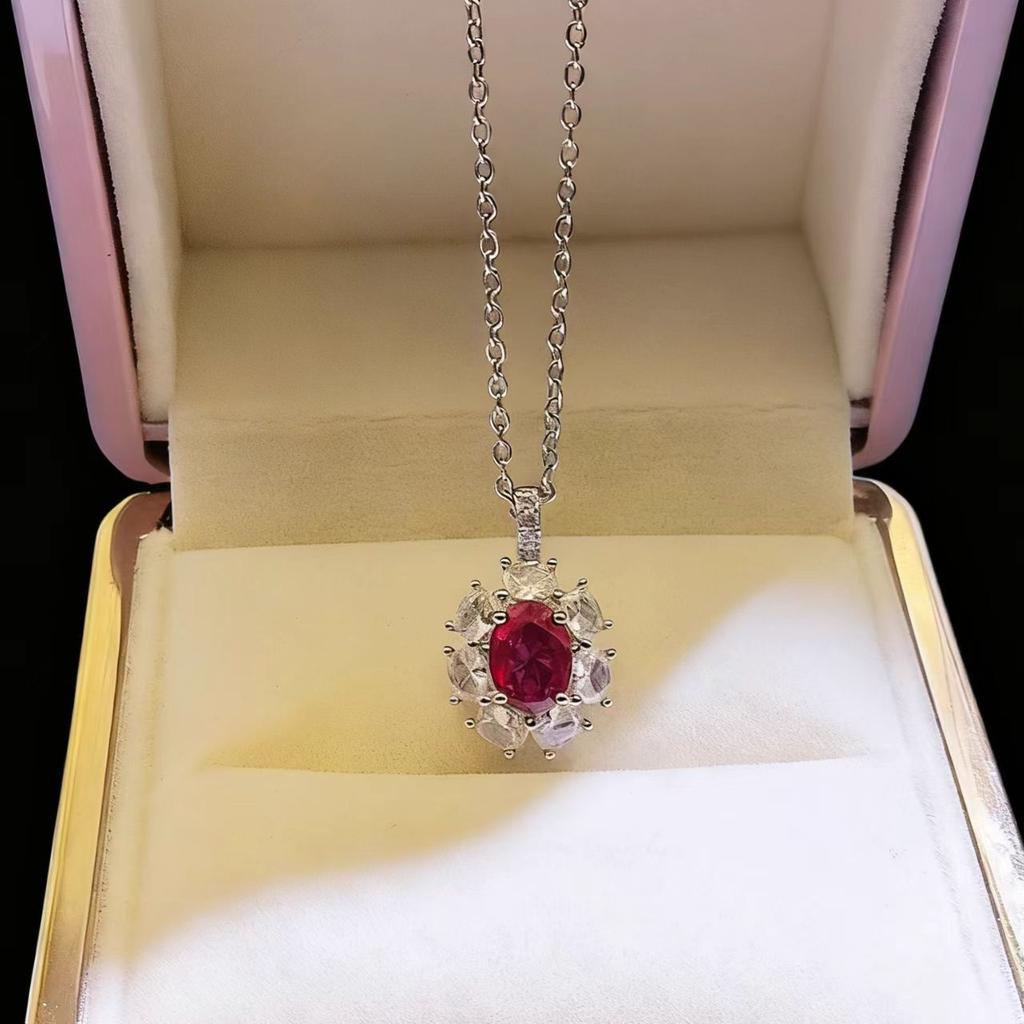 Imitation Cultivation Emerald Pendant Collarbone Chain Female Bright Niche Design Sun Flower Necklace Female