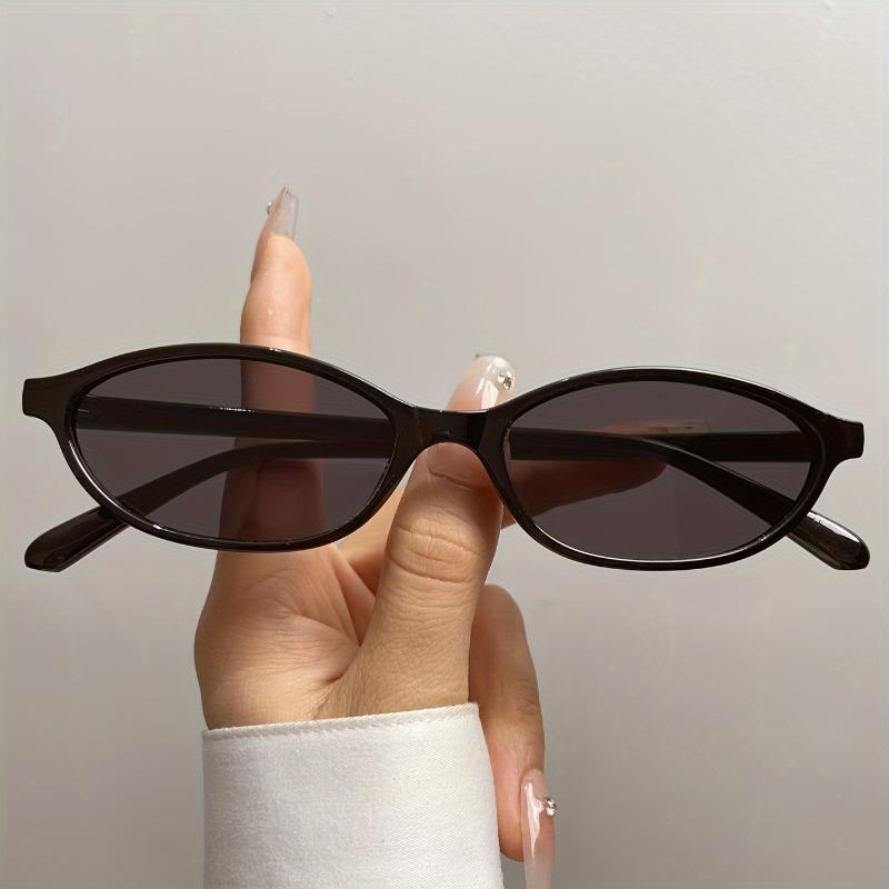 Retro Classic Fashion Sunglasses for Men Women Travel Casual Party Beach Festival Performance Sunnies
