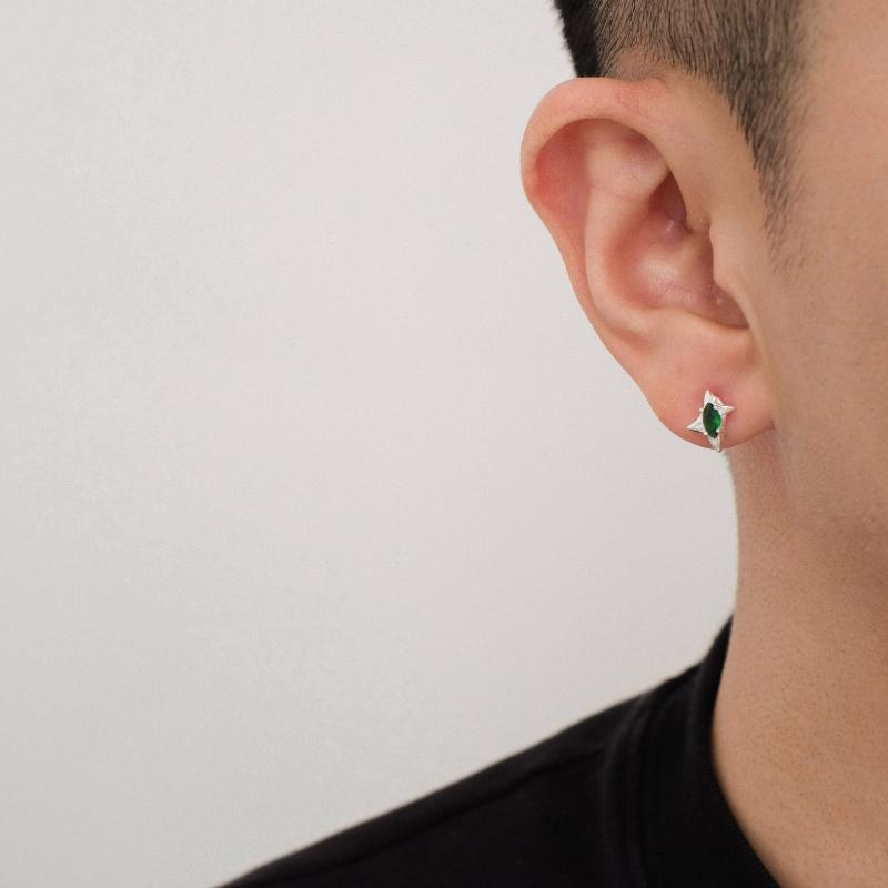 

Twisted Starburst Stud Earrings: Trendy 925 Silver Luxury for Men and Women