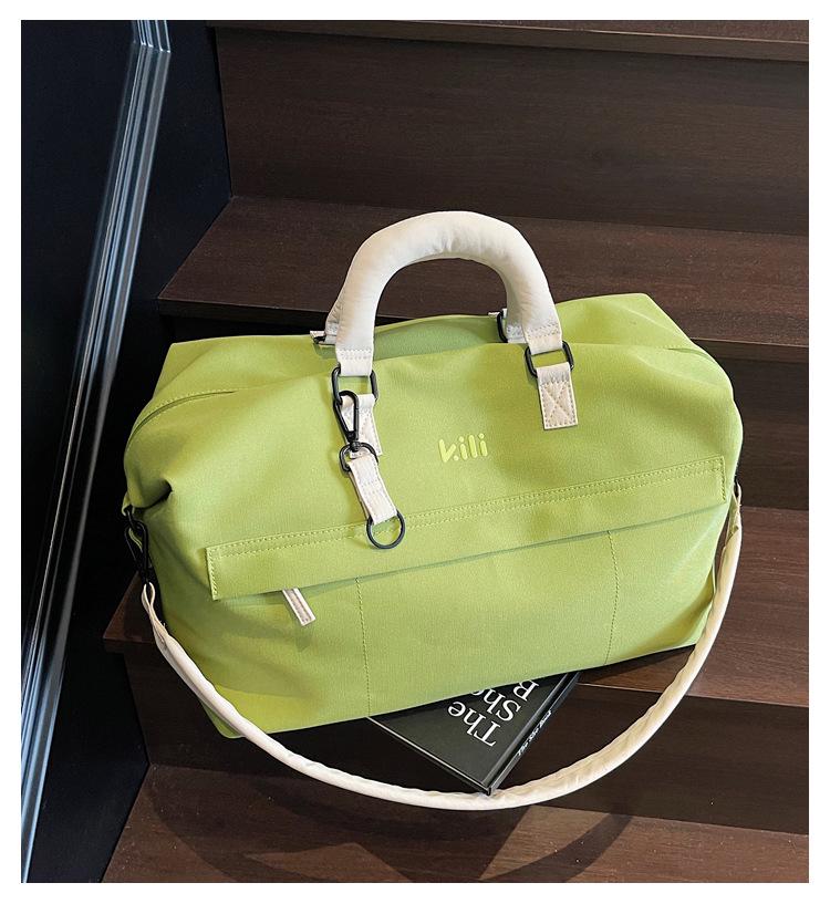 Dámská cestovní a sportovní taška s velkou kapacitou - Módní úložná taška na krátké výlety