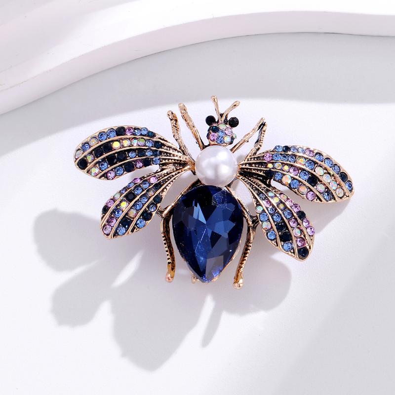 Fashion Retro Rhinestone Insect Bee Brooch For Women Clothing Coat Jewelry Accessries