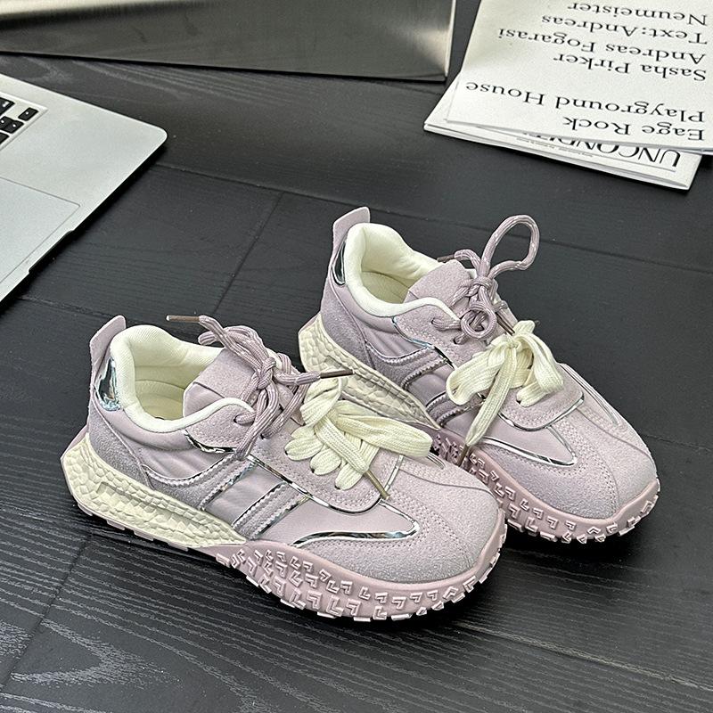 9 versatile thick-soled women's new comfortable and light feet, small leisure sports