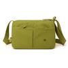 Borsa a tracolla sottile con tasche frontali e tracolla regolabile in nylon tinta unita