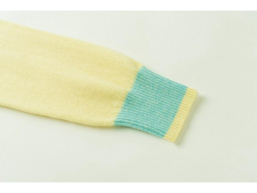 Women's Pure Cashmere Color Block Knit Cardigan - Button-Up, Round Neck, Versatile for Autumn and Winter.