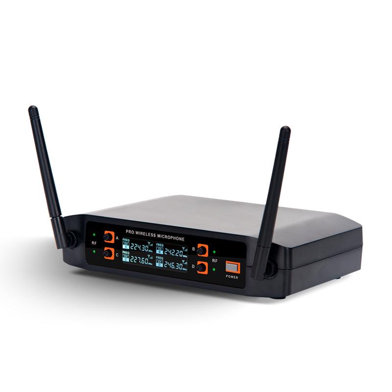 UHF Wireless Handheld Microphone Set: Four-Channel System for Conferences and Karaoke