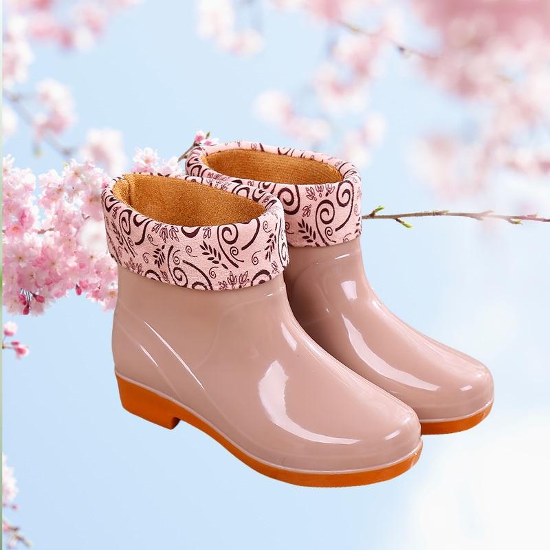 Women's Fashion Anti Slip Waterproof Short Tube With Cotton Rain Boots Kitchen Work Rubber Shoes