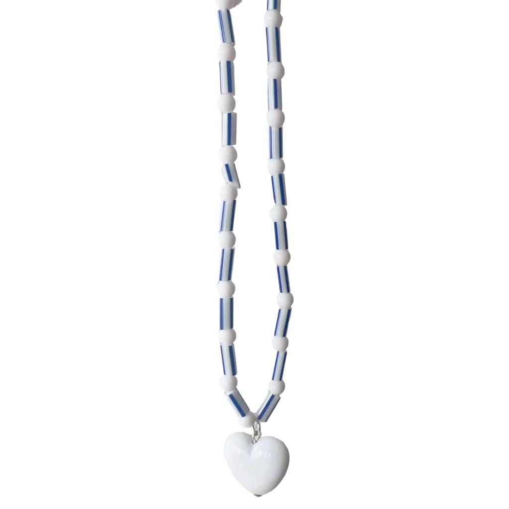 Heart Beaded Necklace Unique Neck Jewelry Heart Pendant Necklace Resin Texture Fashion Necklace for Fashion Ladies