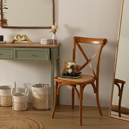 Cadeira Castanha Isak Feita De Madeira De Faia Decorada Com Rattan