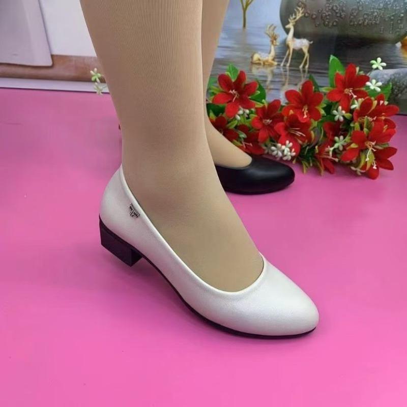 Work Shoes Women's Black New Versatile One-pedal Medium Single Shoes Pointed Solid Color Low-heeled Soft Leather Shoes