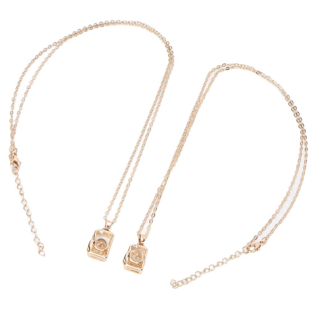 2pcs Camera Shaped Pendant Necklace Couple Simple Fashionable Magnetic Necklace Jewelry Accessories(Gold Gold )