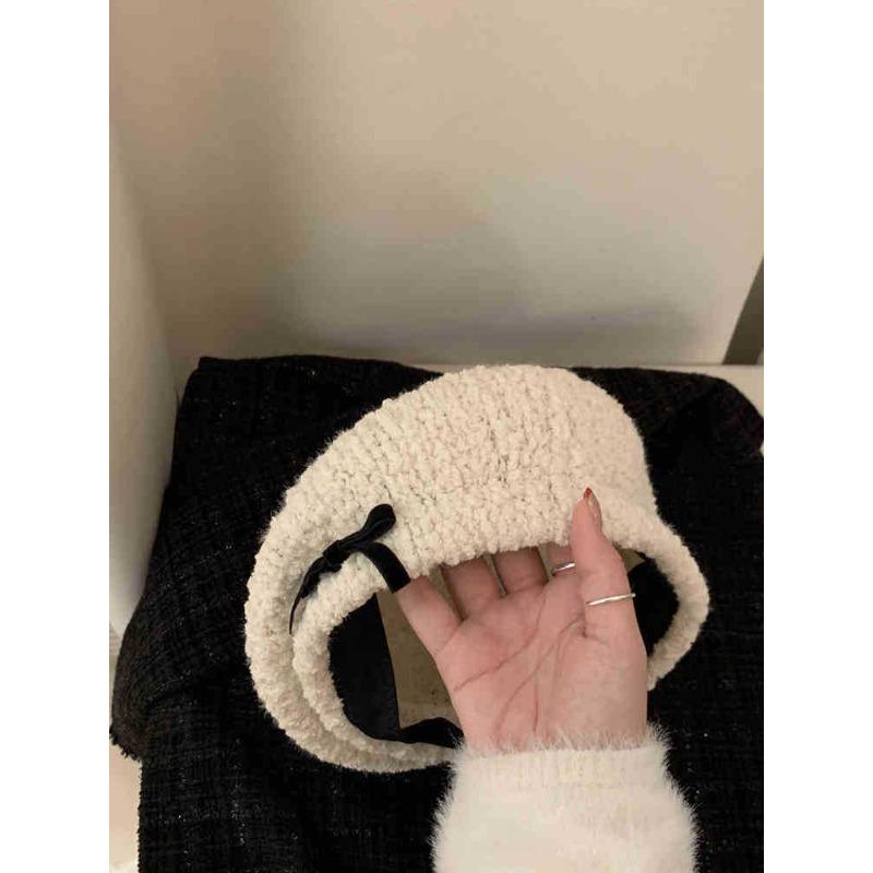 Hat for Women Japanese Niche Bow Plush Beret for Women In Autumn and Winter New Sweet White Painter Hat