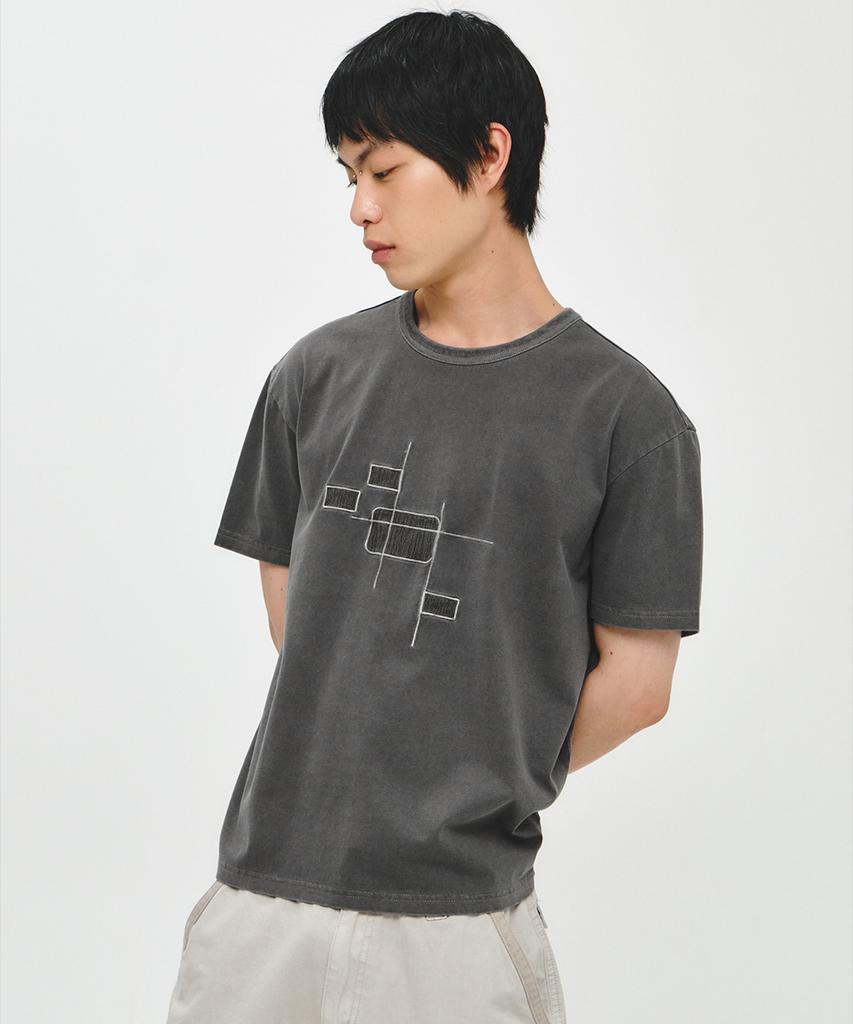 INTEMPOMOOD Distortion Graphic T-Shirt_Charcoal