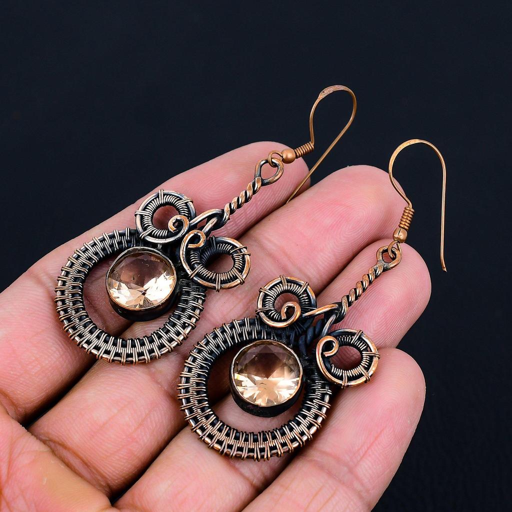 Bijuterii pentru cercei învelite cu sârmă de cupru pur lucrate manual cu piatră prețioasă de Morganit pentru Ziua Recunoștinței