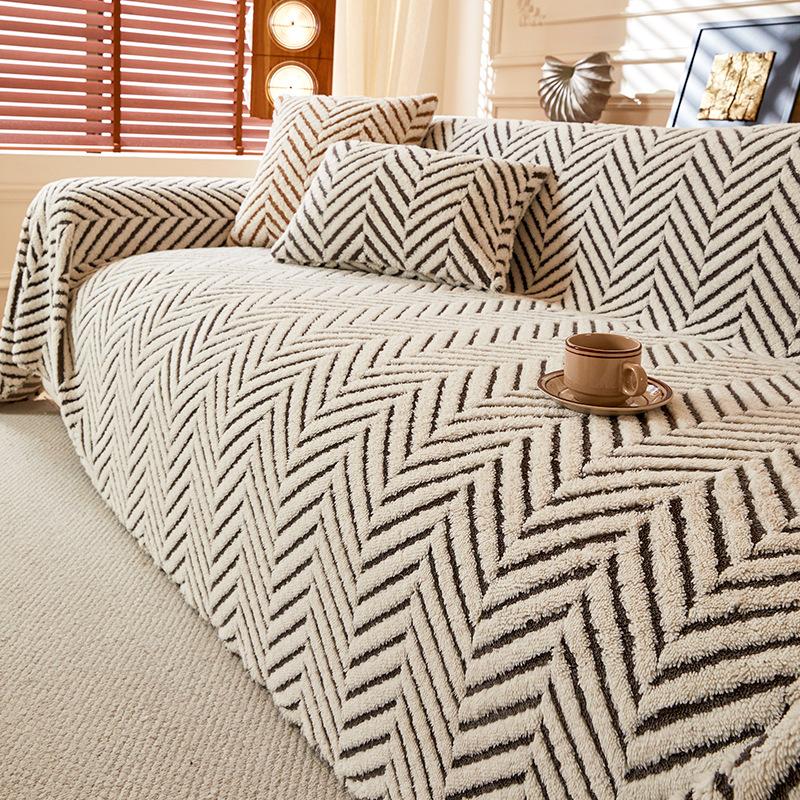 Winter Sofa Cover Cloth, Comfortable Velvet Cotton Anti-cat Scratch Full Cover, Thickened Light Luxury Wind Sofa Towel, Non-slip Sofa