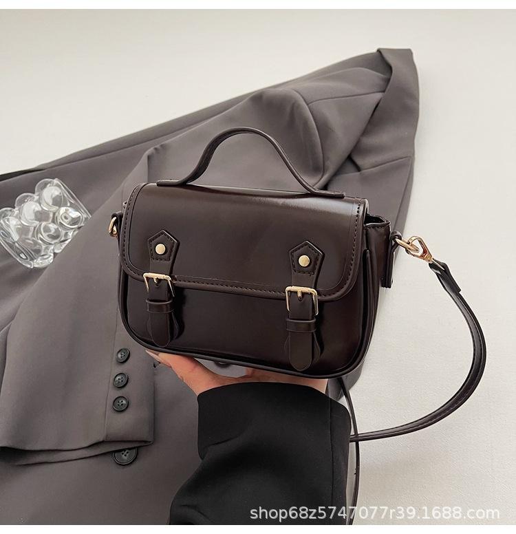 2025 New Mori Cute Simplicity Hand Shoulder Messenger Bag Carrying Foreign Style Small Bag Women's Hand Small Square Bag