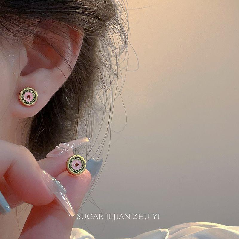 

Niche Style Sugar National Style Enamel Unique Female Stud Earrings Green(Pair of 925 tremella needles)