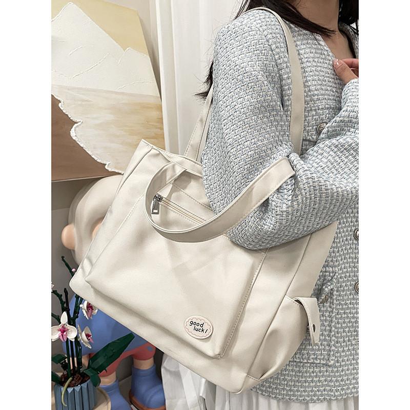 Large Capacity Nylon Tote Bag For Women 2023 New Fashionable And Simple Design