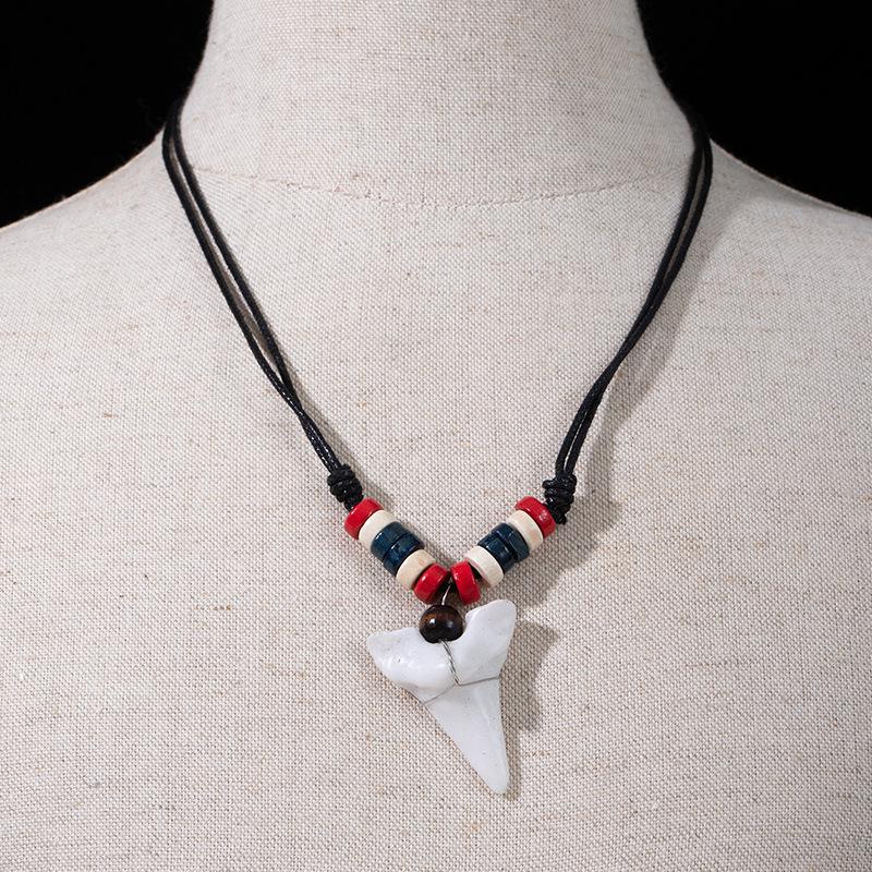 Retro Ethnic Style Imitation Shark-tooth Necklace for Ethnic Accessories and Jewelry.