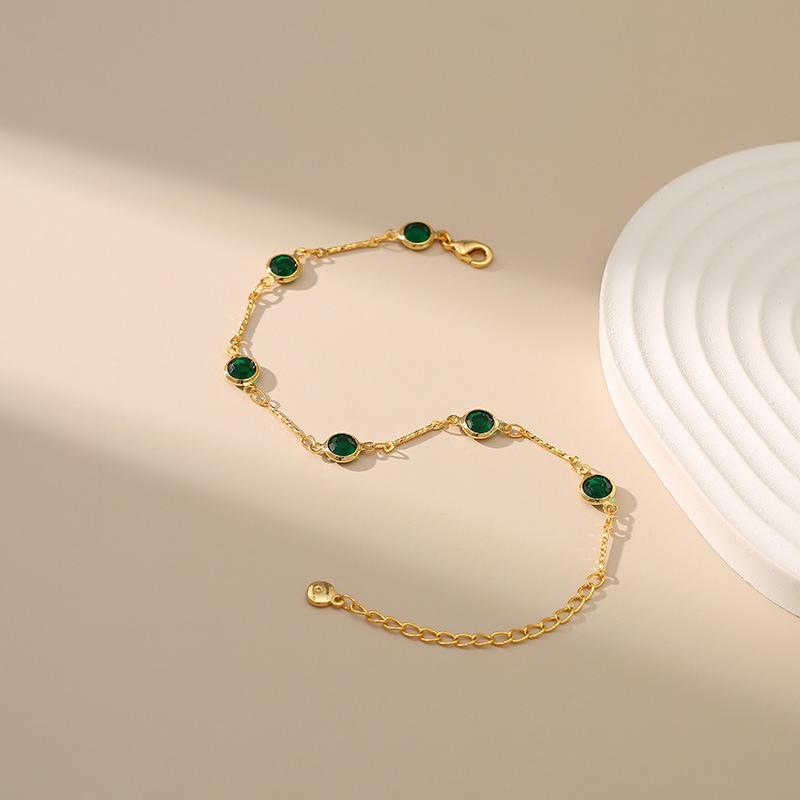 Vergoldetes rundes smaragdgrünes CZ-Zirkonia-Armband mit Fassung und Verlängerungskette