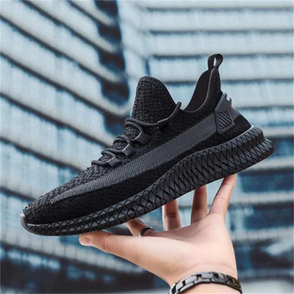 Lässige Herrenmode Alleskönner Sneaker Herrenschuhe Fliegendes Gewebe Atmungsaktive Netzoberfläche Atmungsaktive Bequeme Stoffschuhe