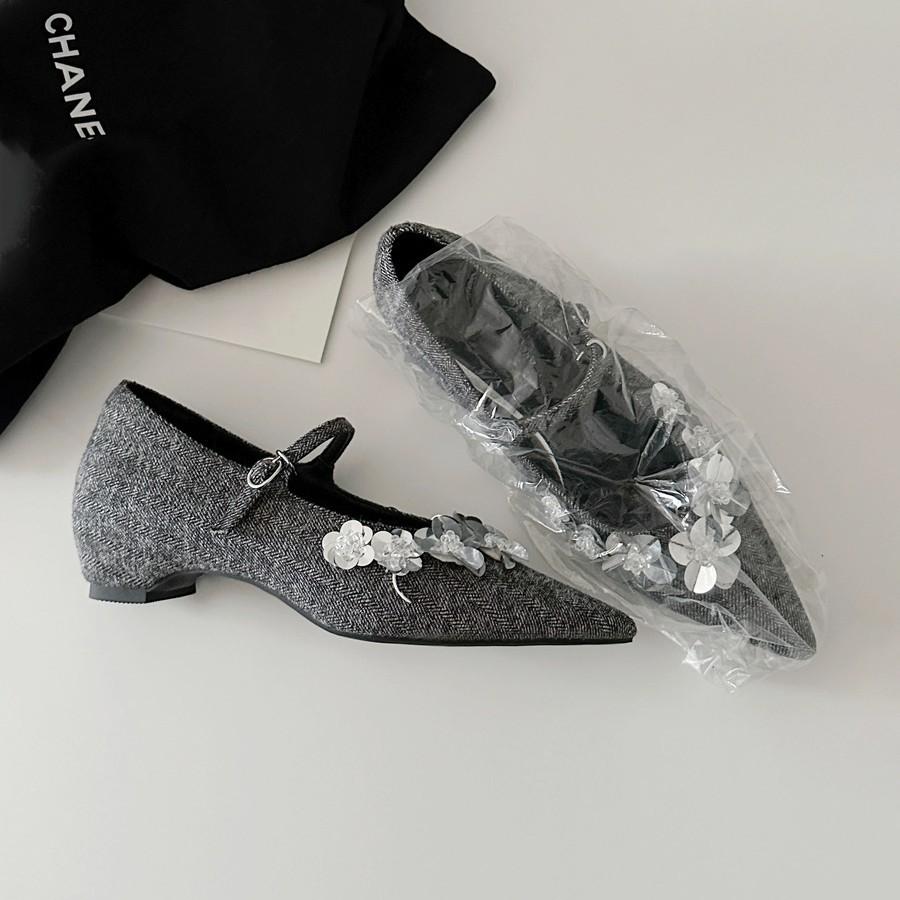 Fashion Sequin Flower Designer Shoes Women Pointed Toe Shallow Footwear Ladies Comfort Fashion Brand Elegant Mary Jane Shoes Women