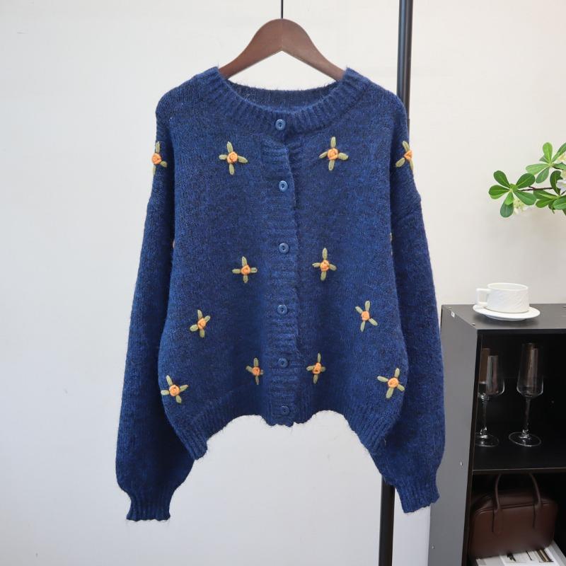 

Осень и зима новый мягкий восковой сладкий вышитый вязаный кардиган дизайнерский ретро свободный свитер куртка женская one size fits all синий
