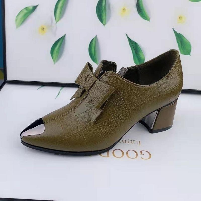 

Independent Station Europe and the United States 2025 new metal pointed bow thick heel leather shoes women s foreign trade large size single shoes 43 зелёный